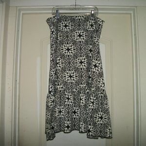 LITTLE BLACK & WHITE KNIT DROP FLOUNCE SKIRT M